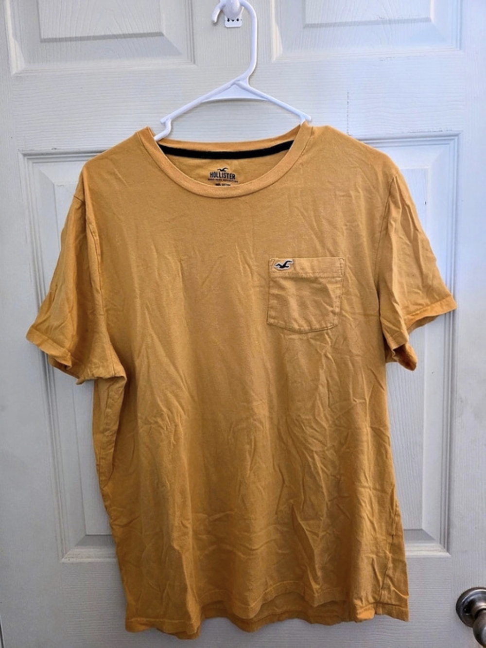 Hollister Must-Have Collection Pocket Tee Mustard Yellow XL